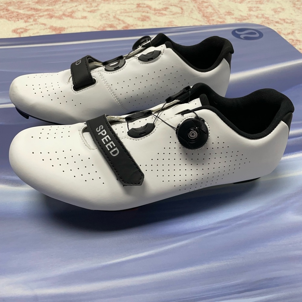 Kescoo cycling shoes - Peloton compatible